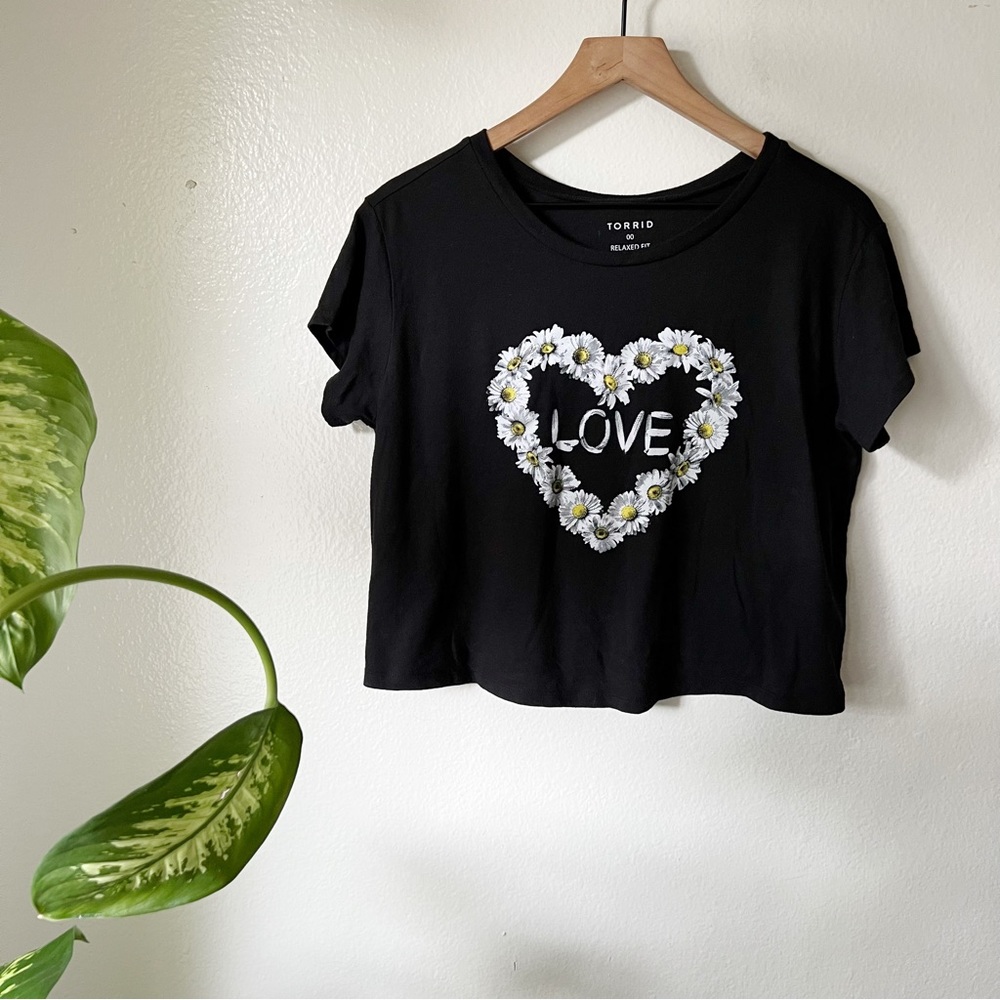 Torrid | Love Daisy Crop Tee - Picture 1 of 6